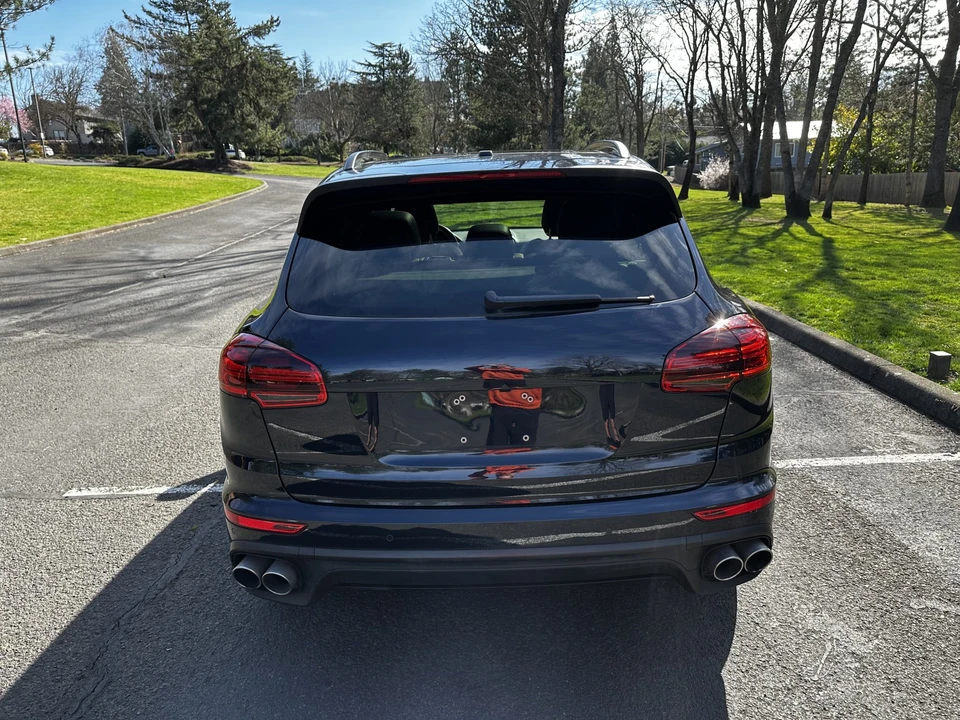 2018 Porsche 958 Cayenne S - Image 10 of 31