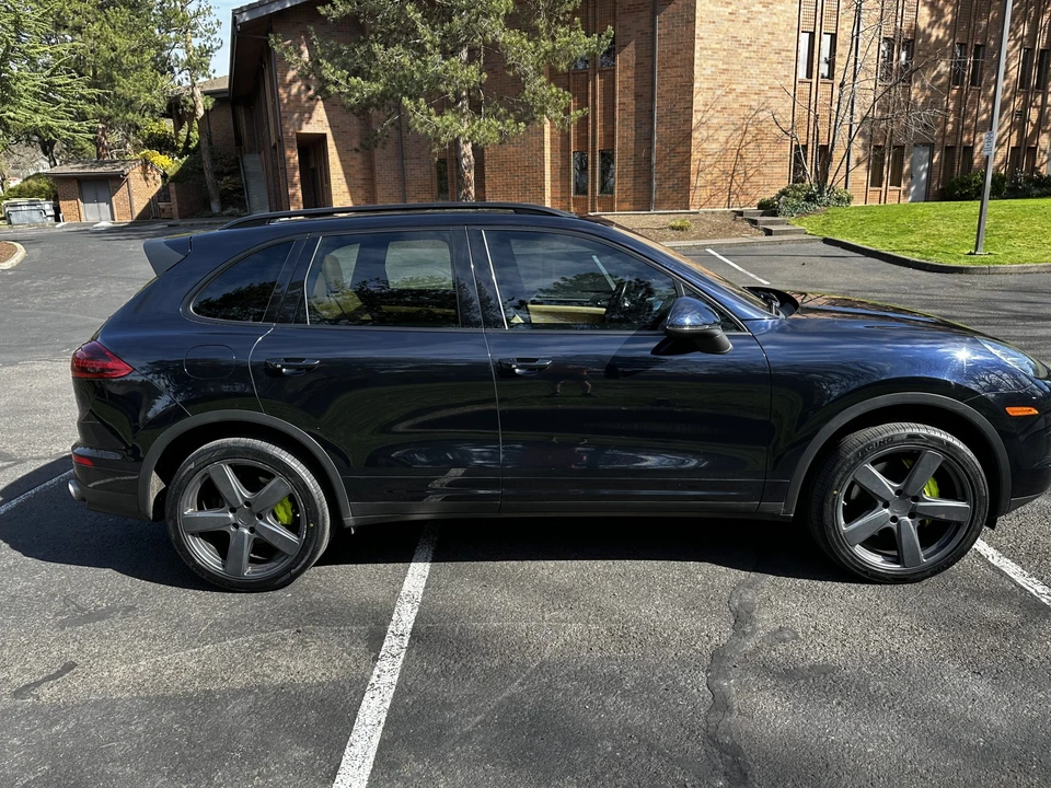 2018 Porsche 958 Cayenne S - Image 13 of 31