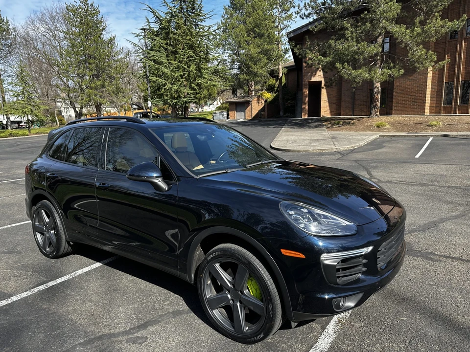 2018 Porsche 958 Cayenne S - Image 16 of 31