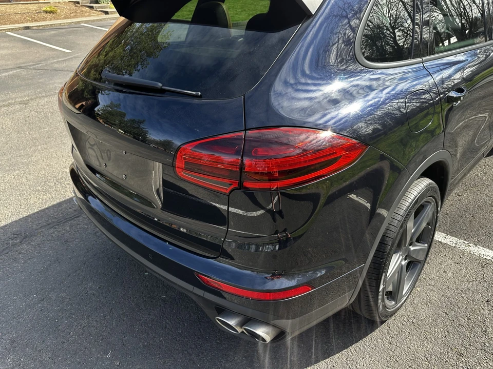 2018 Porsche 958 Cayenne S - Image 28 of 31