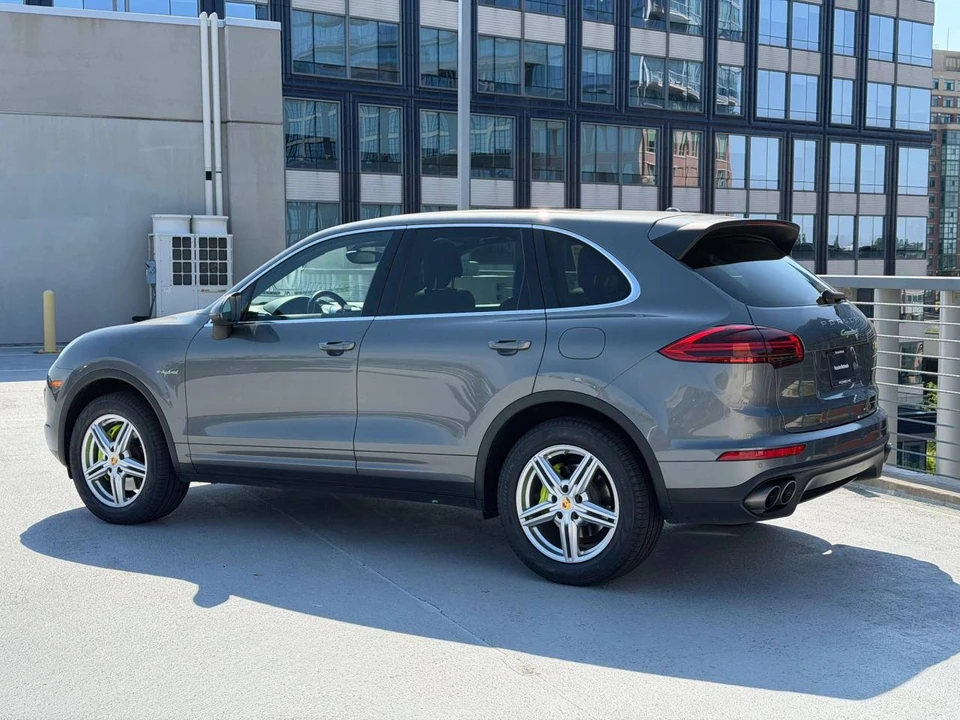 2018 Porsche 958 Cayenne - Image 3 of 5