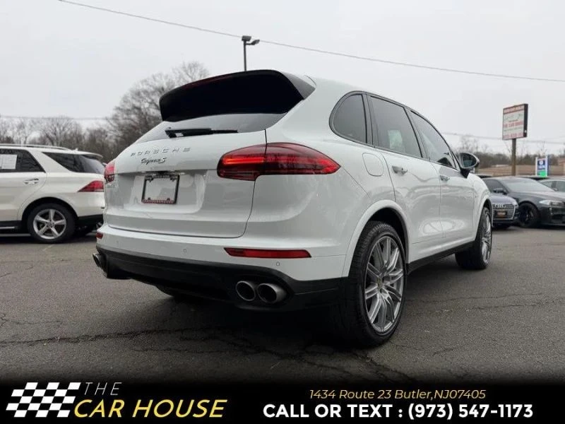 2018 Porsche 958 Cayenne S - Image 8 of 12