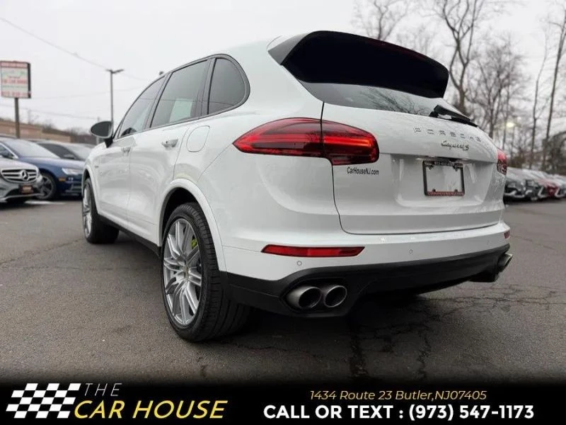 2018 Porsche 958 Cayenne S - Image 10 of 12