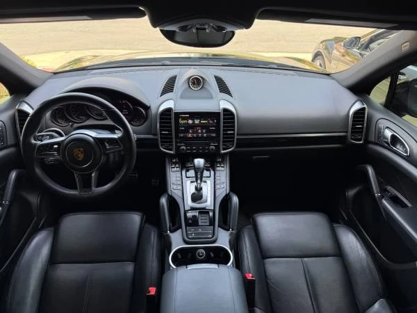 2018 Porsche 958 Cayenne S - Image 19 of 21