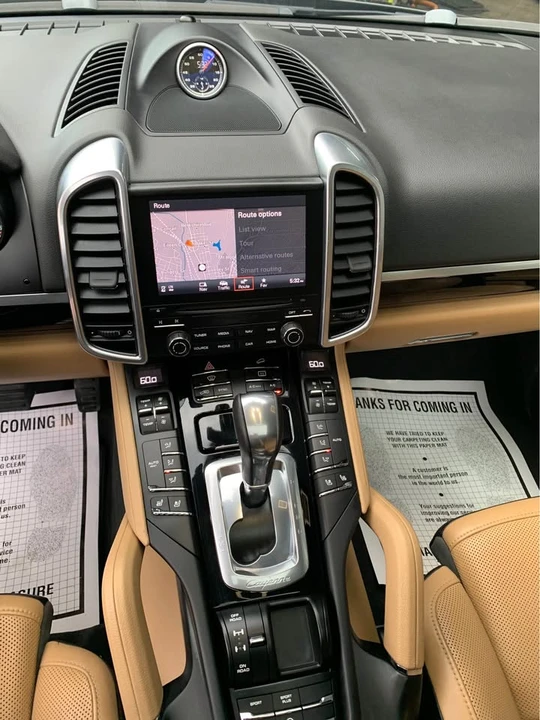 2018 Porsche 958 Cayenne S - Image 3 of 5