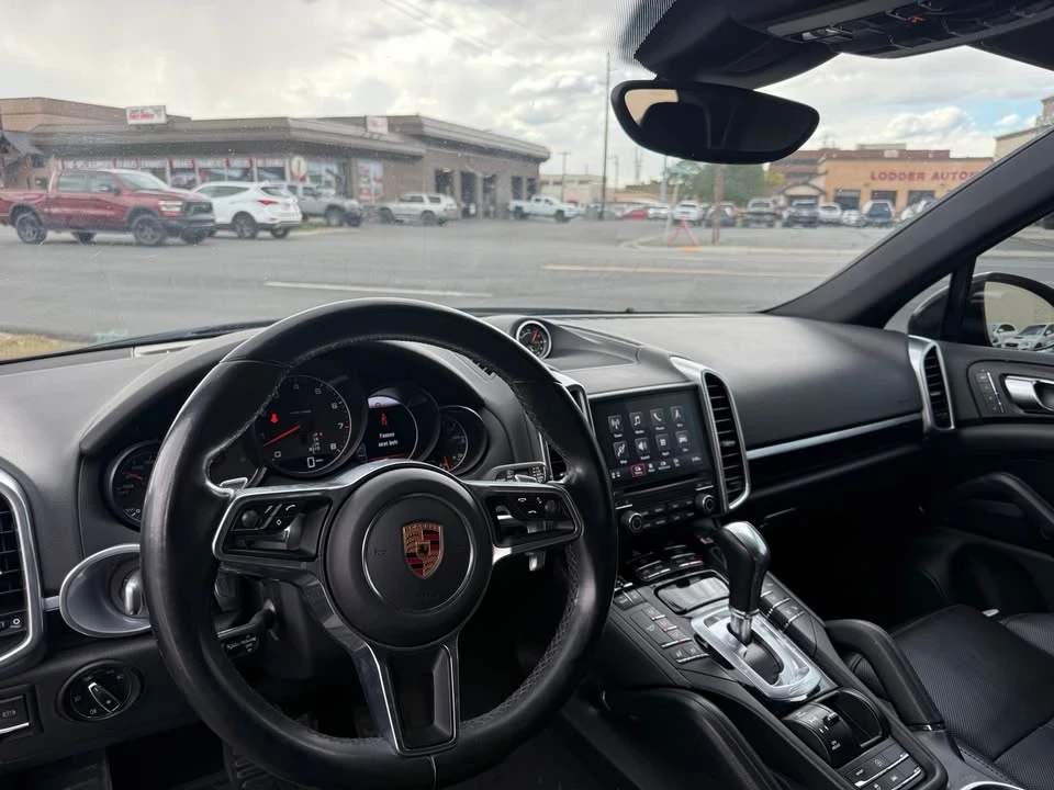2018 Porsche 958 Cayenne S - Image 11 of 12