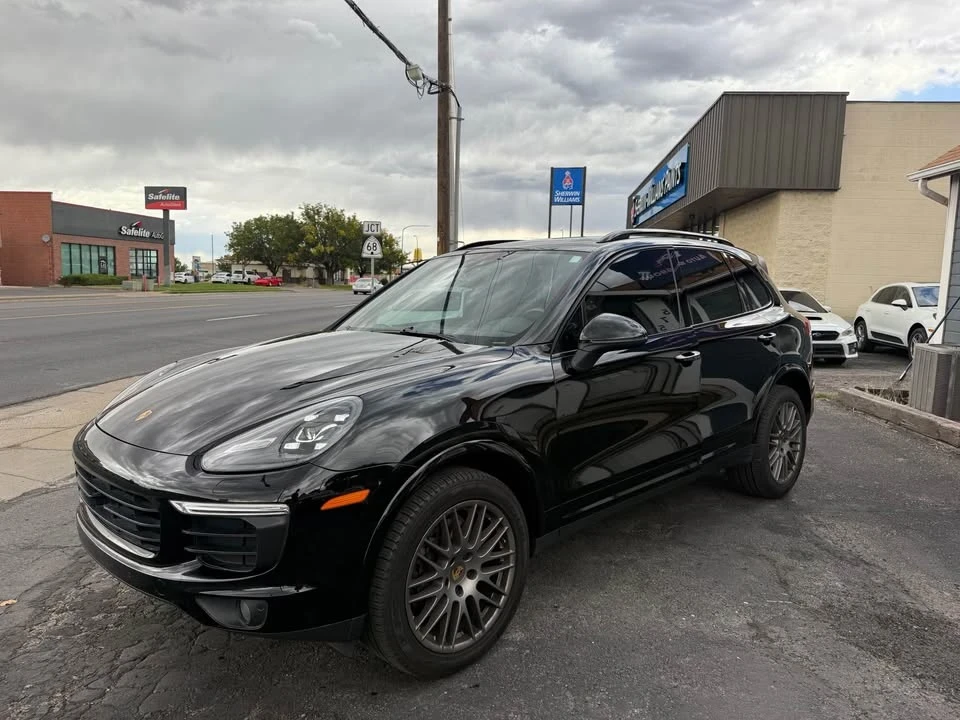 2018 Porsche 958 Cayenne S - Image 3 of 12