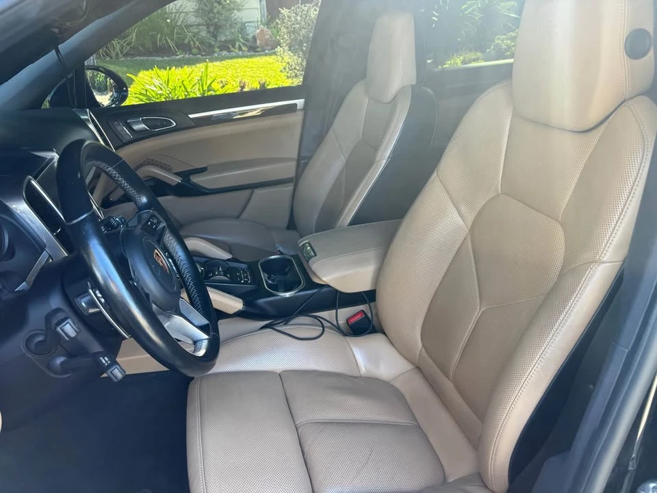 2018 Porsche 958 Cayenne S - Image 3 of 4