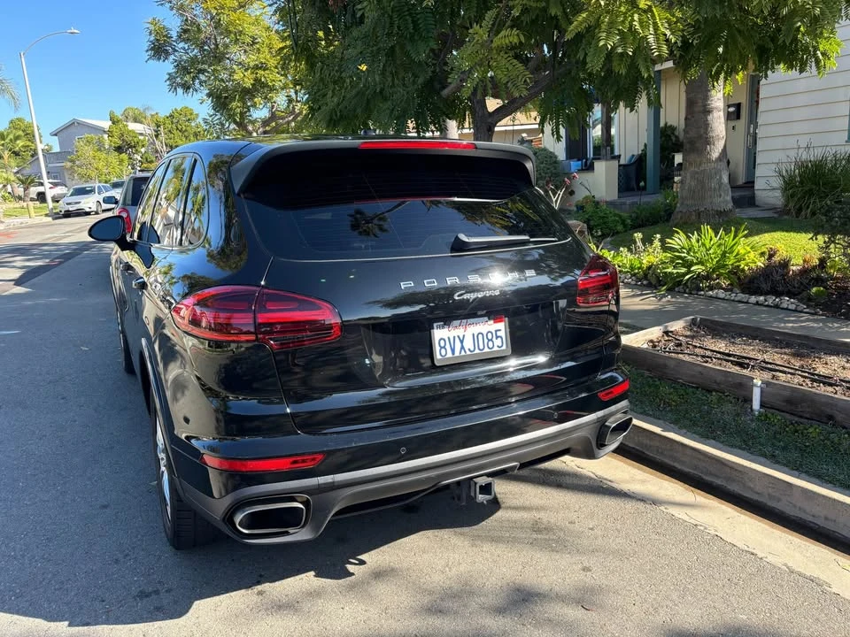 2018 Porsche 958 Cayenne S - Image 2 of 4