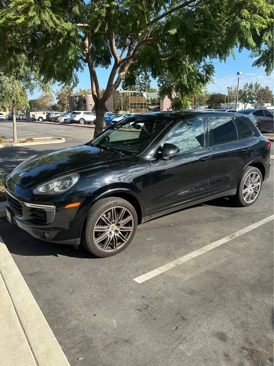 2018 Porsche 958 Cayenne S - Image 2 of 19