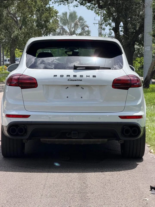 2018 Porsche 958 Cayenne S - Image 6 of 14