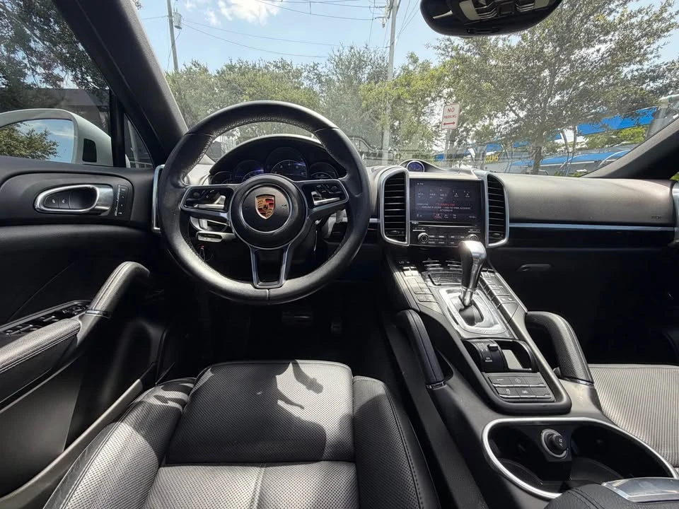 2018 Porsche 958 Cayenne S - Image 14 of 14