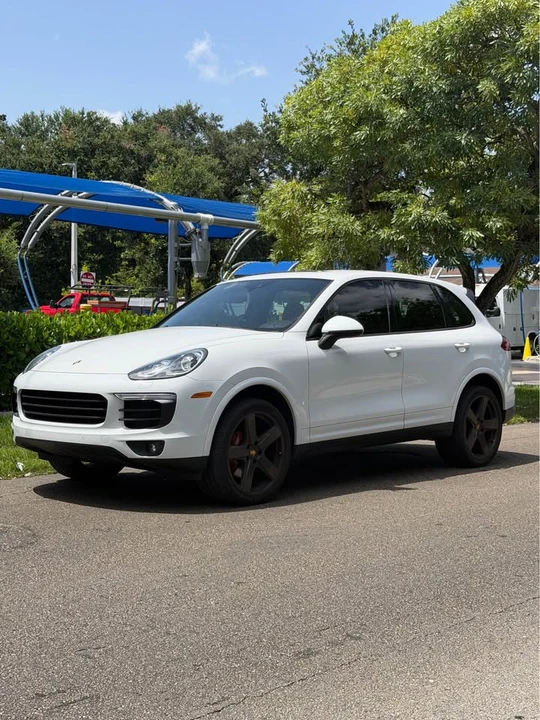 2018 Porsche 958 Cayenne S - Image 2 of 14
