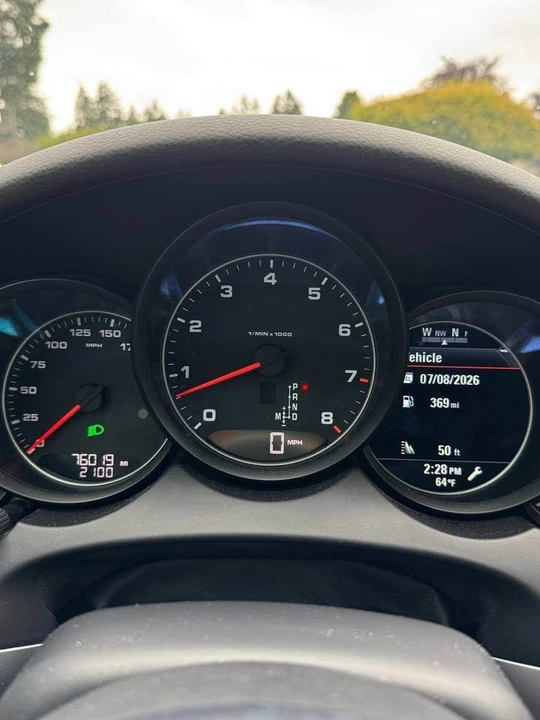 2018 Porsche 958 Cayenne S - Image 9 of 10