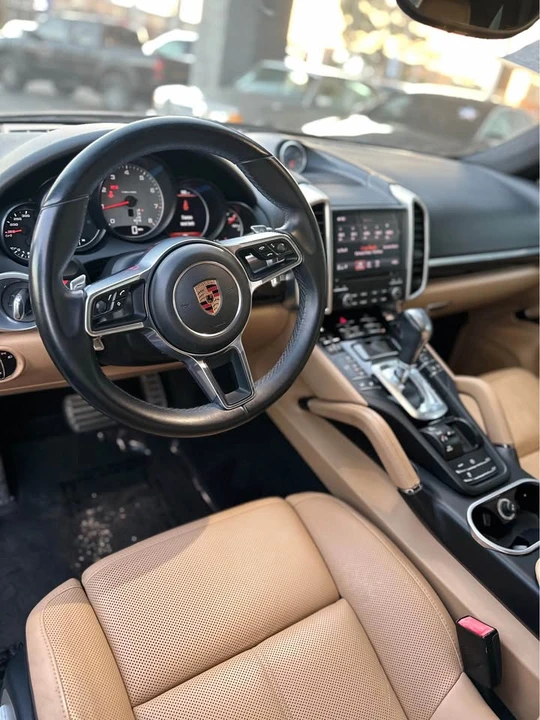 2018 Porsche 958 Cayenne S - Image 15 of 16