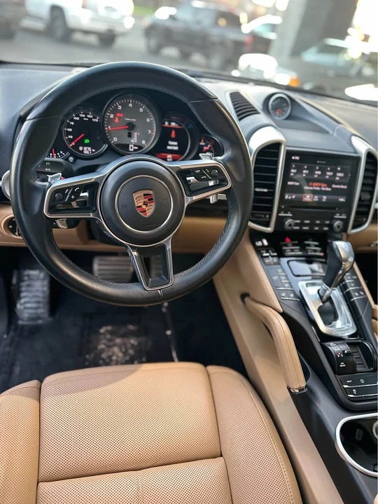 2018 Porsche 958 Cayenne S - Image 16 of 16