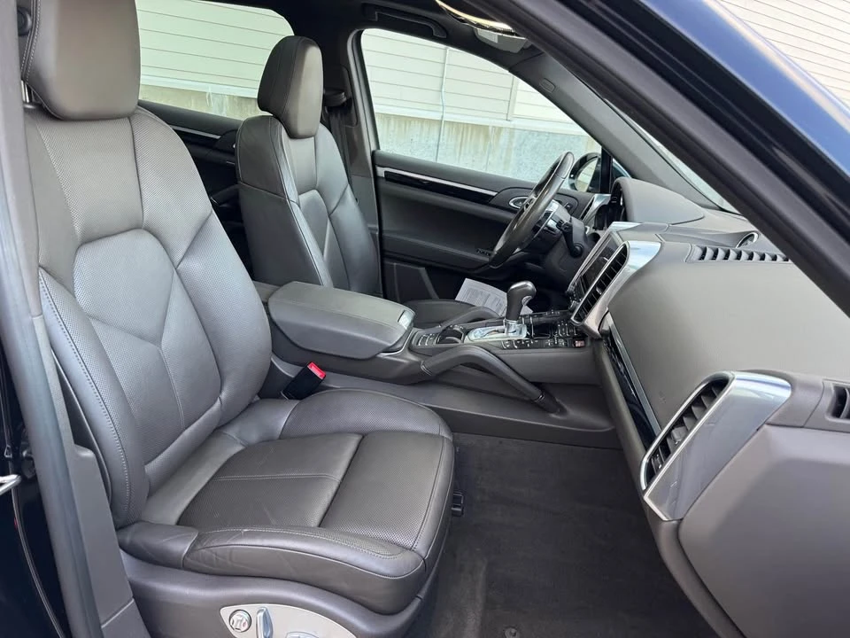 2018 Porsche 958 Cayenne S - Image 19 of 20