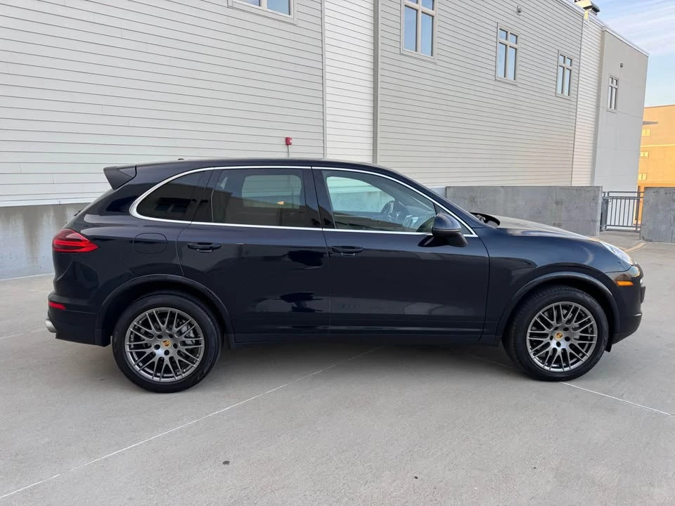 2018 Porsche 958 Cayenne S - Image 2 of 20