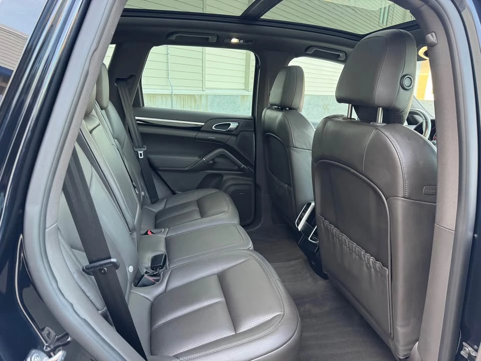 2018 Porsche 958 Cayenne S - Image 17 of 20
