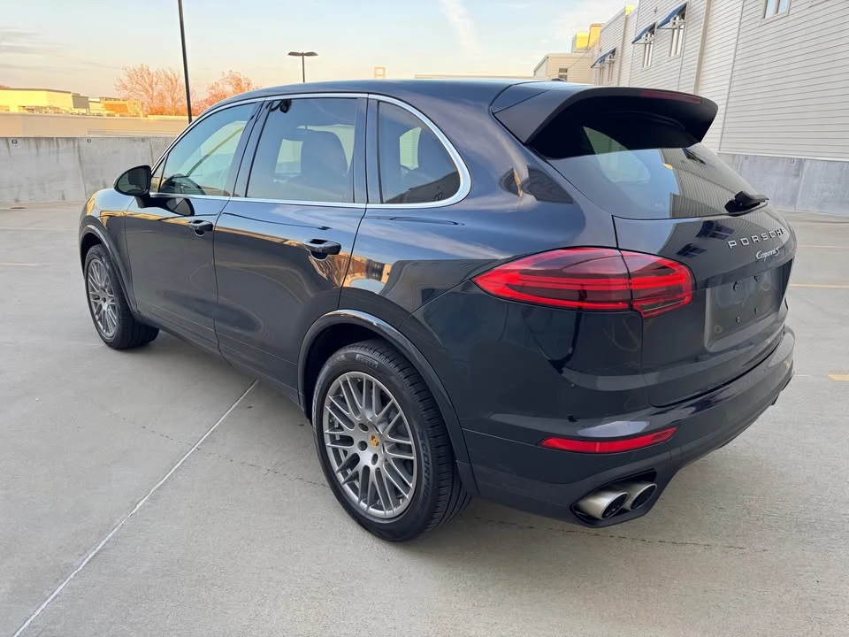 2018 Porsche 958 Cayenne S - Image 4 of 20