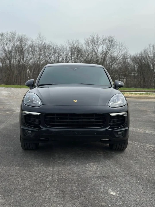 2018 Porsche 958 Cayenne S - Image 2 of 18