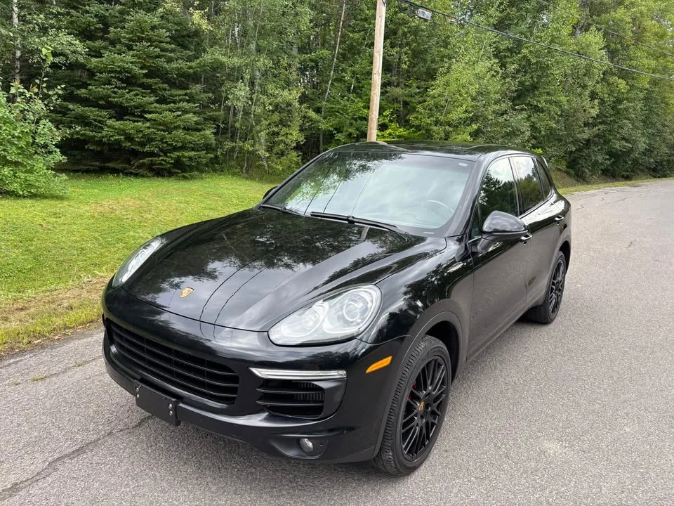 2018 Porsche 958 Cayenne S - Image 9 of 20