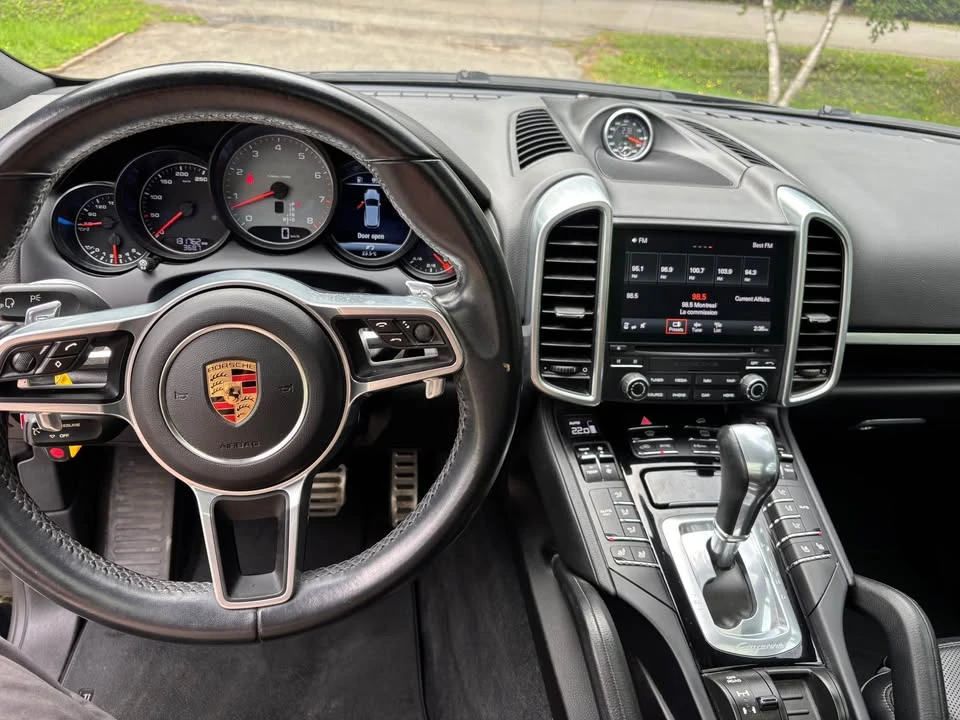 2018 Porsche 958 Cayenne S - Image 13 of 20