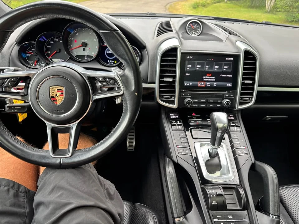 2018 Porsche 958 Cayenne S - Image 16 of 20