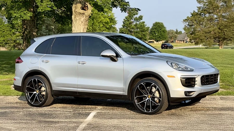 2018 Porsche 958 Cayenne S - Image 9 of 31