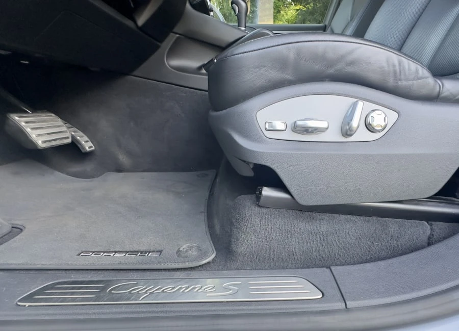 2018 Porsche 958 Cayenne S - Image 28 of 31
