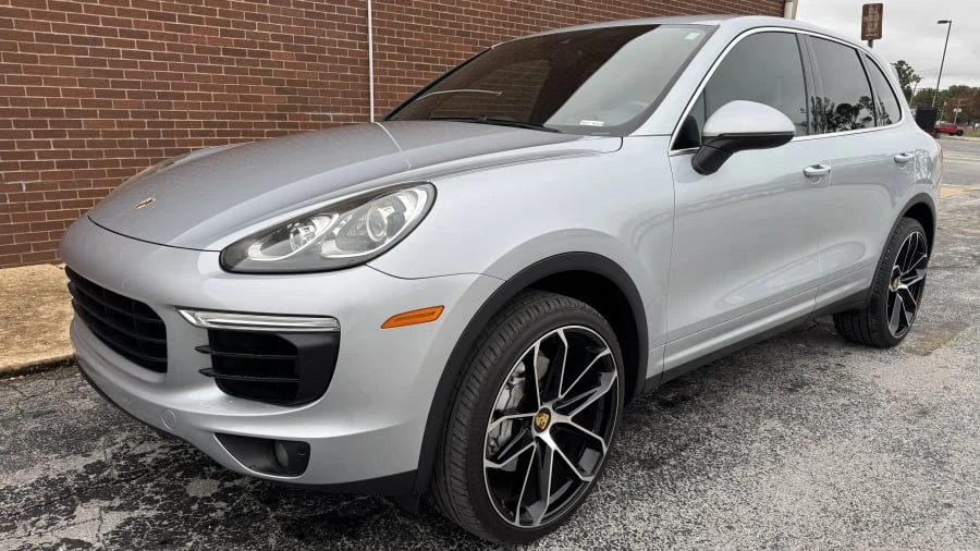 2018 Porsche 958 Cayenne S - Image 5 of 11
