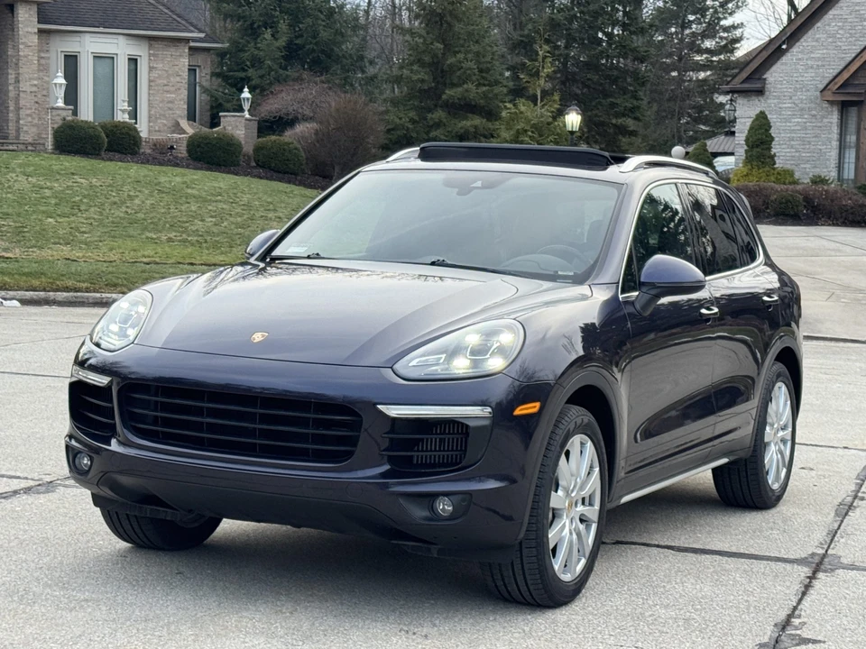 2018 Porsche 958 Cayenne S - Image 3 of 31