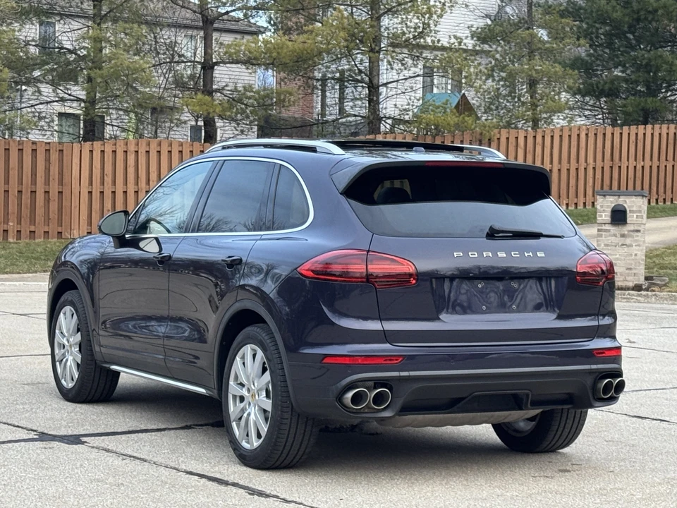 2018 Porsche 958 Cayenne S - Image 11 of 31