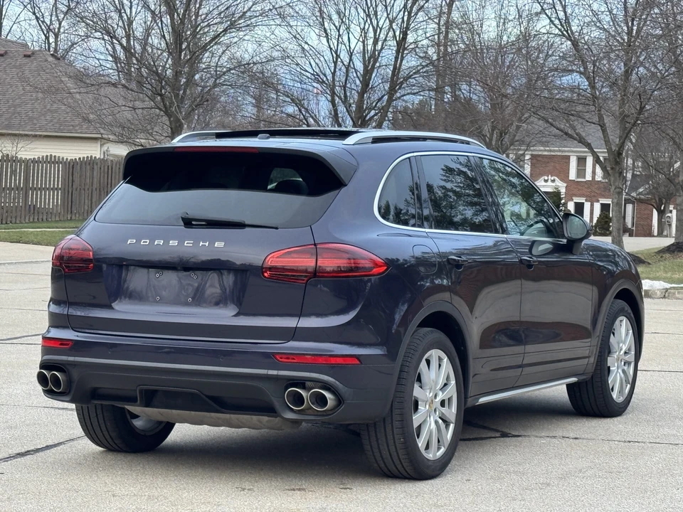 2018 Porsche 958 Cayenne S - Image 15 of 31