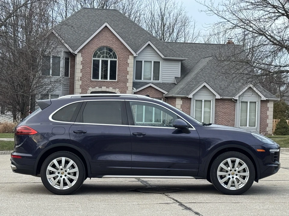 2018 Porsche 958 Cayenne S - Image 19 of 31