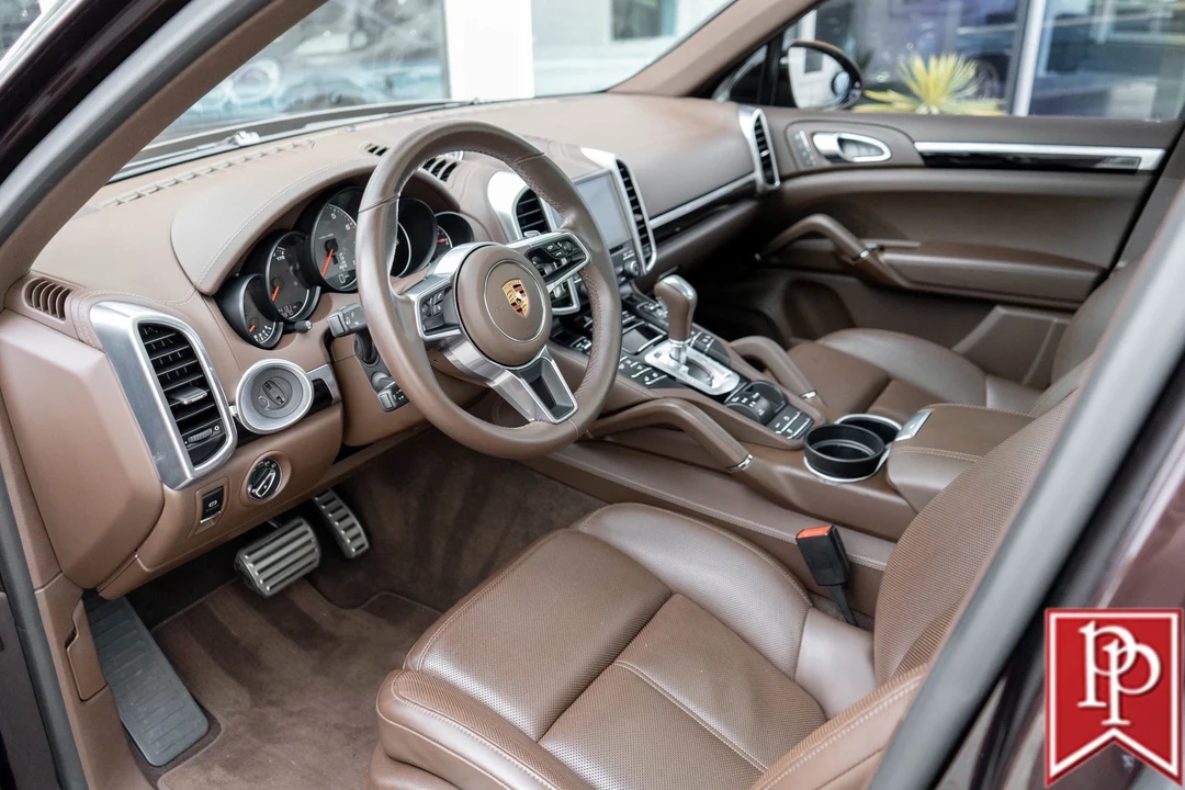 2018 Porsche 958 Cayenne S - Image 6 of 21