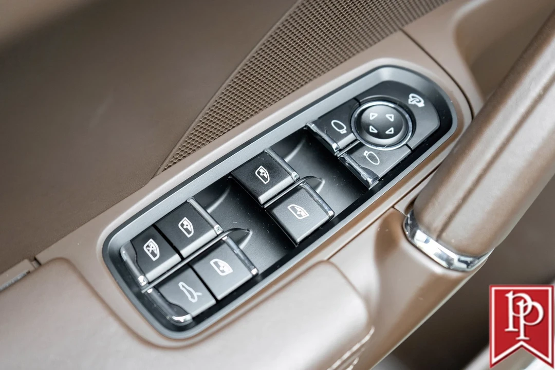2018 Porsche 958 Cayenne S - Image 10 of 21