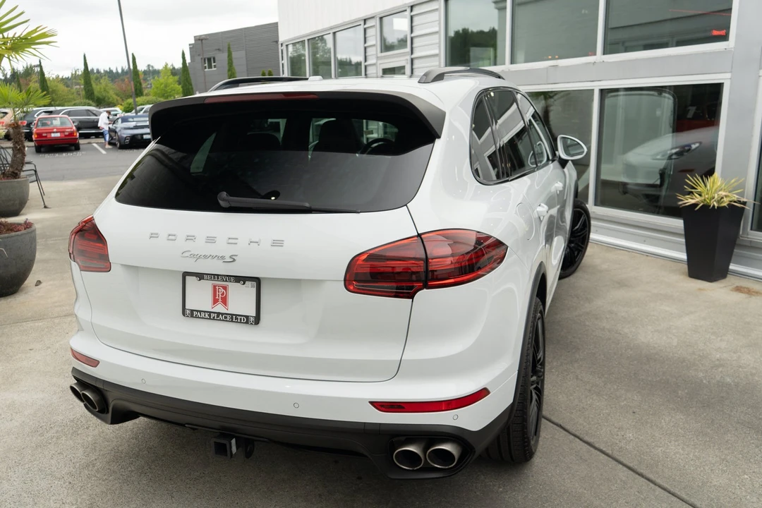 2018 Porsche 958 Cayenne S - Image 5 of 31