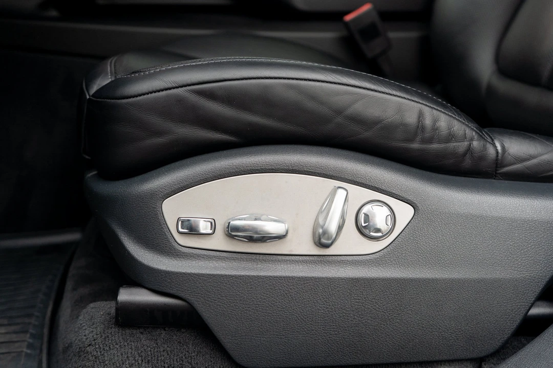 2018 Porsche 958 Cayenne S - Image 12 of 31
