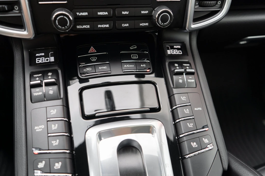 2018 Porsche 958 Cayenne S - Image 21 of 31
