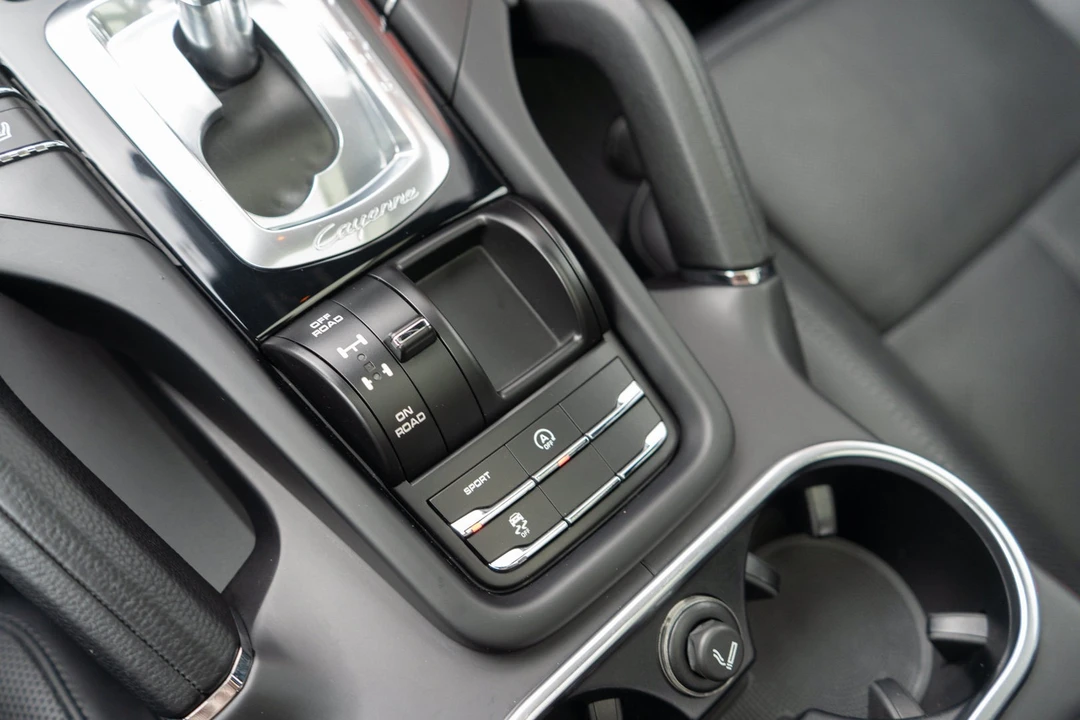 2018 Porsche 958 Cayenne S - Image 22 of 31