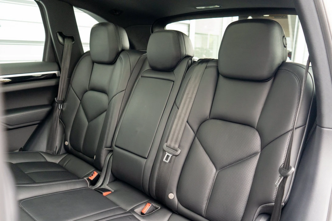 2018 Porsche 958 Cayenne S - Image 23 of 31