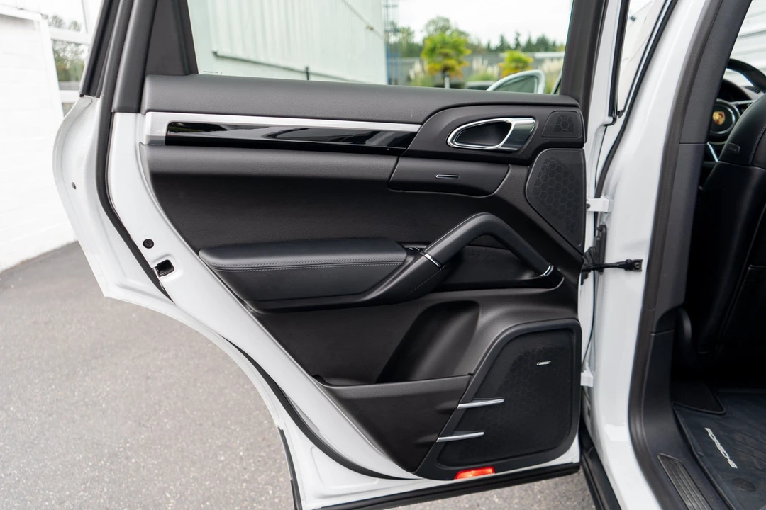 2018 Porsche 958 Cayenne S - Image 25 of 31