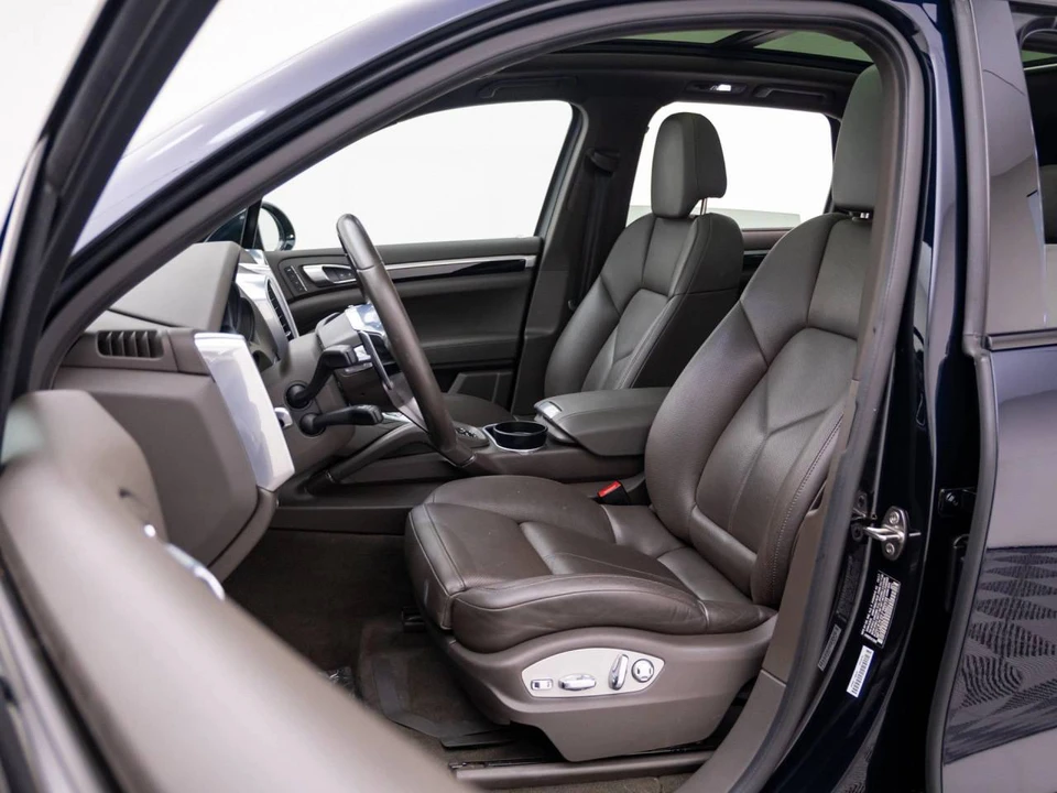 2018 Porsche 958 Cayenne S - Image 5 of 5