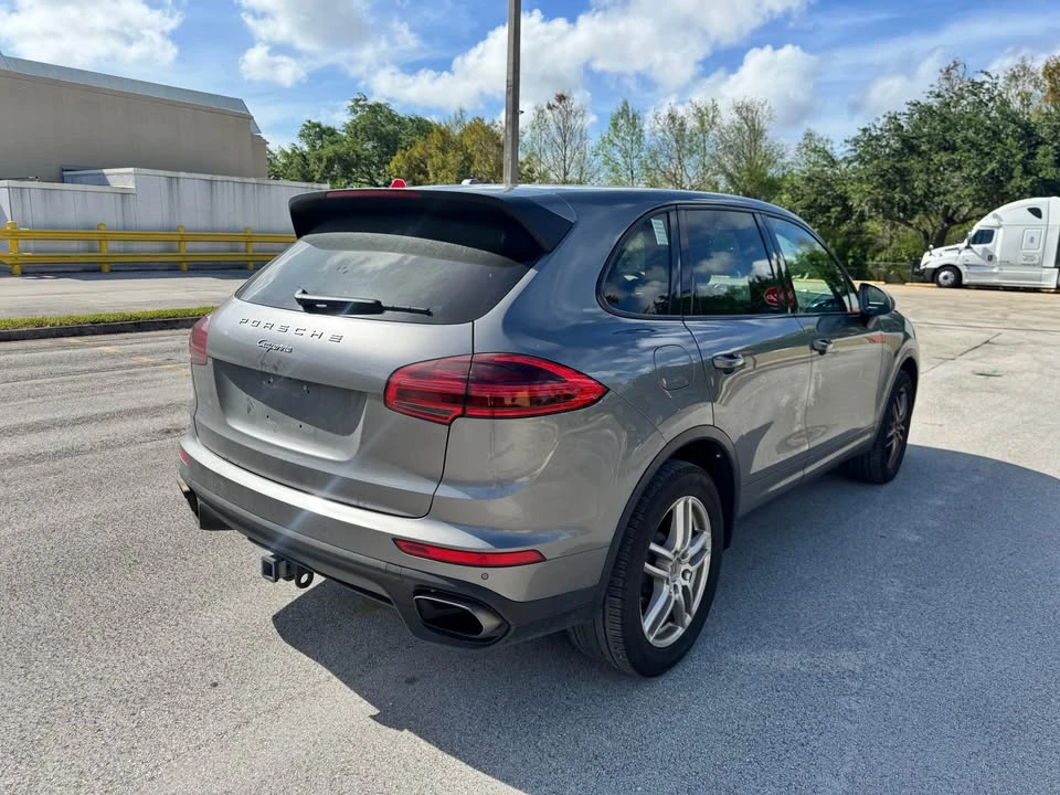2018 Porsche 958 Cayenne - Image 4 of 14
