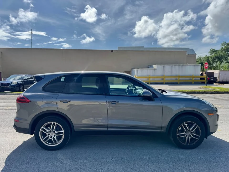 2018 Porsche 958 Cayenne - Image 5 of 14