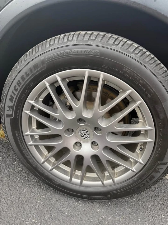 2018 Porsche 958 Cayenne - Image 11 of 17