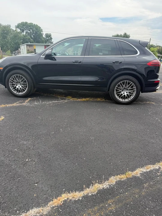 2018 Porsche 958 Cayenne - Image 6 of 17