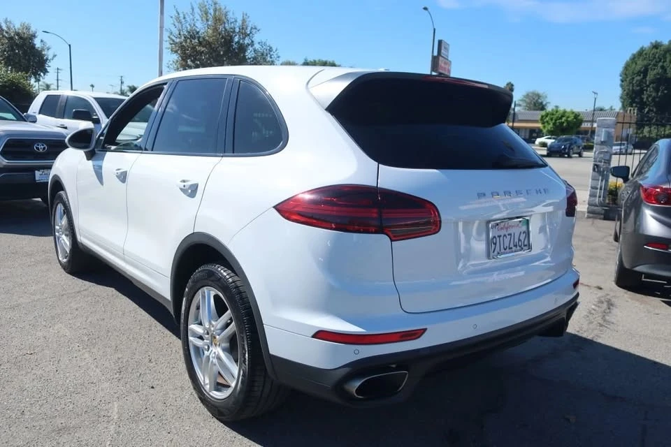 2018 Porsche 958 Cayenne - Image 4 of 20