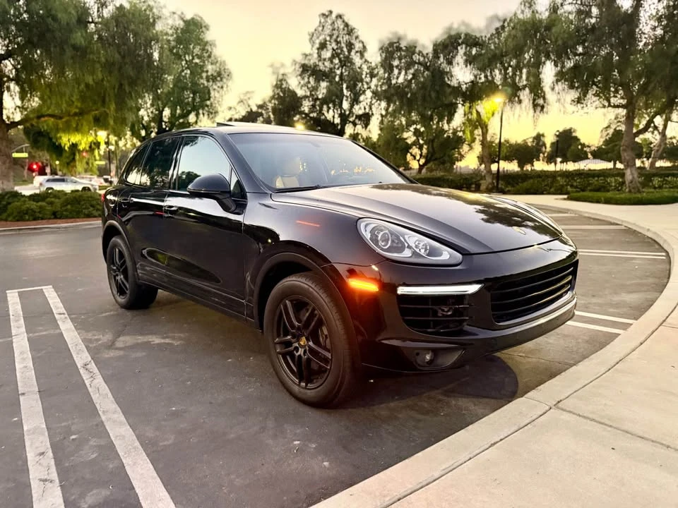 2018 Porsche 958 Cayenne - Image 2 of 9